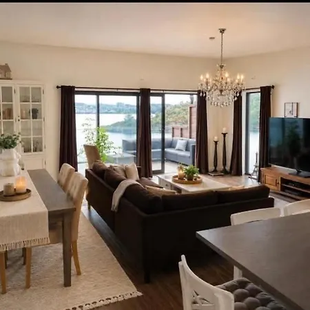 Panorama Fjord House *